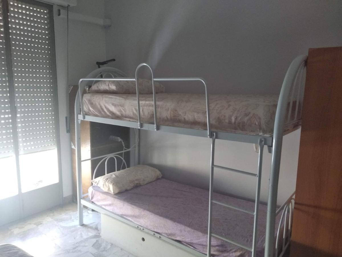 Solo Single Under 40 - Fkk Naturist Culture - Volunteer Welcome Palermo Exterior photo